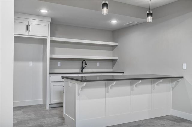 6005 Arapahoe Street, Shawnee, KS 66226