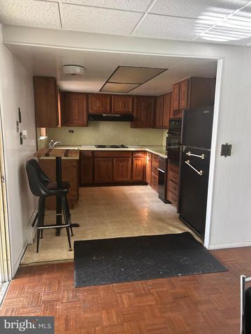 15 MATTHEWS RD, Newark, DE 19713