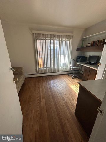 15 MATTHEWS RD, Newark, DE 19713