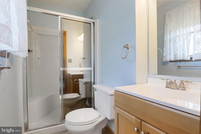 14 BENJAMIN DR, Hanover, PA 17331