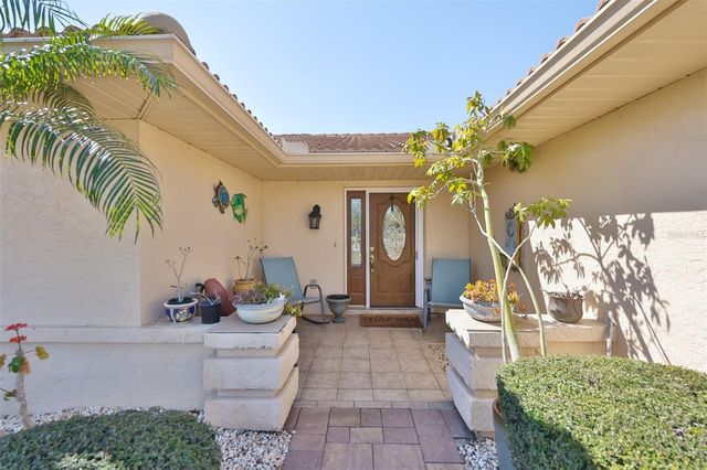 705 BALTUSROL WAY, Sun City Center, FL 33573