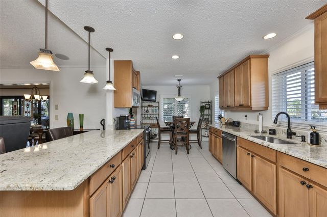 705 BALTUSROL WAY, Sun City Center, FL 33573