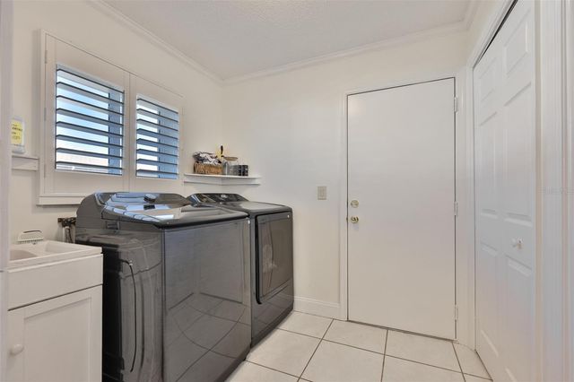 705 BALTUSROL WAY, Sun City Center, FL 33573