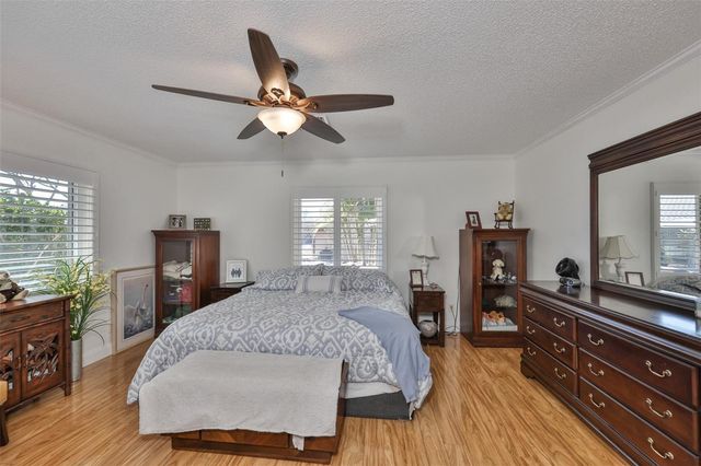 705 BALTUSROL WAY, Sun City Center, FL 33573