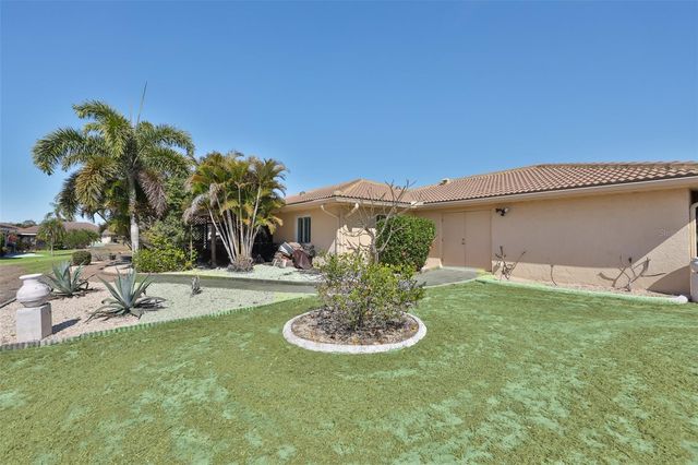 705 BALTUSROL WAY, Sun City Center, FL 33573