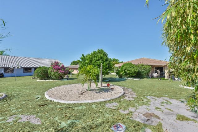 705 BALTUSROL WAY, Sun City Center, FL 33573
