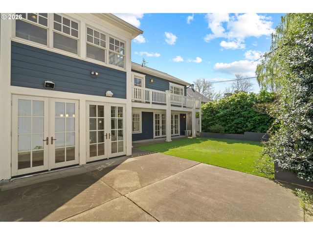 2356 Nw QUIMBY St, Portland, OR 97210