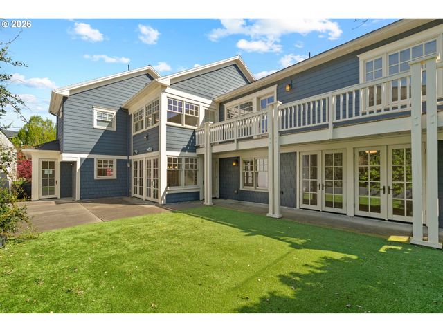 2356 Nw QUIMBY St, Portland, OR 97210