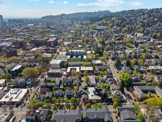 2356 Nw QUIMBY St, Portland, OR 97210