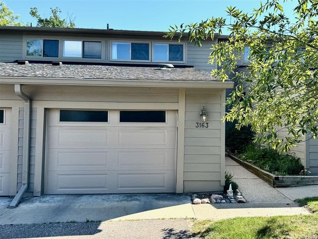 3163 Lake Haven, Ann Arbor, MI 48105