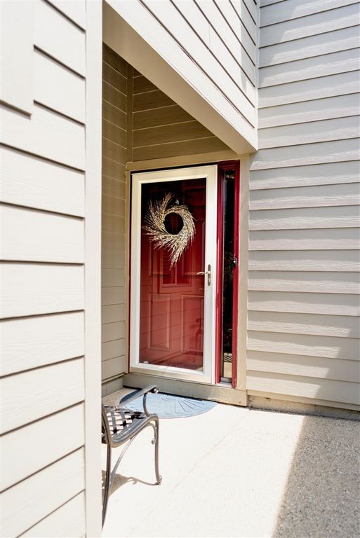 3163 Lake Haven, Ann Arbor, MI 48105