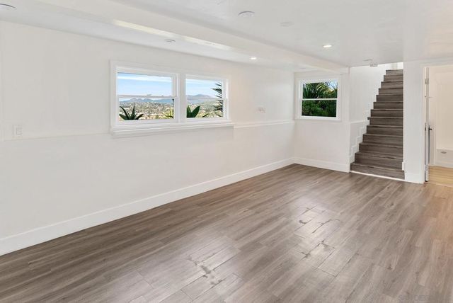 1192 Merritt Dr, El Cajon, CA 92020