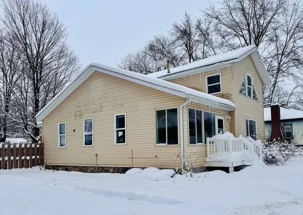 415 S Main Street, Lawton Vllg, MI 49065