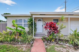1249 18th Avenue N, Lake Worth Beach, FL 33460