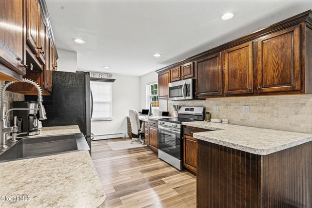 1820 Helderberg Avenue, Rotterdam, NY 12306