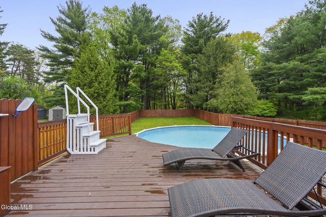 1820 Helderberg Avenue, Rotterdam, NY 12306