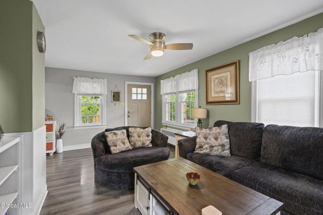 1820 Helderberg Avenue, Rotterdam, NY 12306