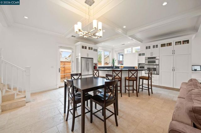 1333 Warren St, Martinez, CA 94553