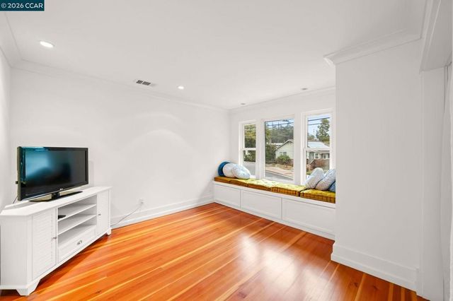 1333 Warren St, Martinez, CA 94553