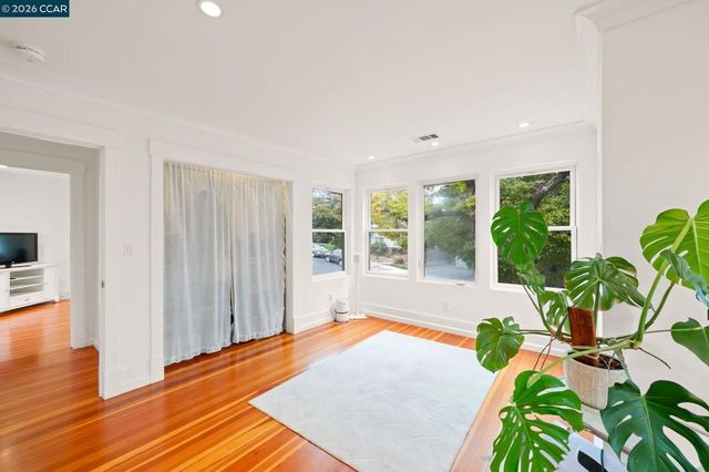 1333 Warren St, Martinez, CA 94553