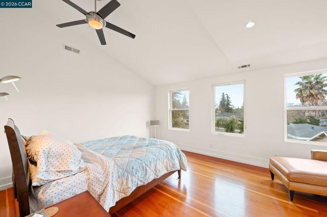 1333 Warren St, Martinez, CA 94553