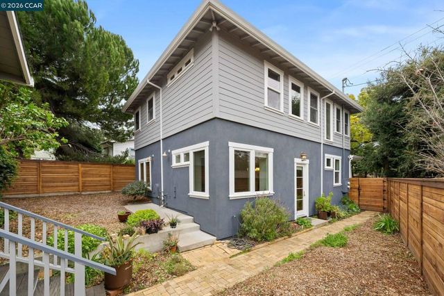 1333 Warren St, Martinez, CA 94553