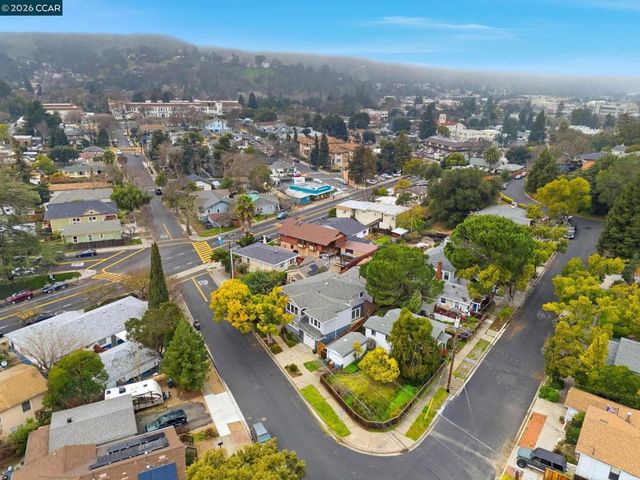 1333 Warren St, Martinez, CA 94553