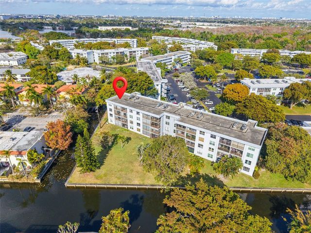 112 Royal Park Drive 3H, Oakland Park, FL 33309