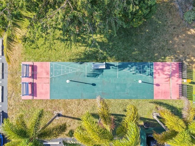 112 Royal Park Drive 3H, Oakland Park, FL 33309