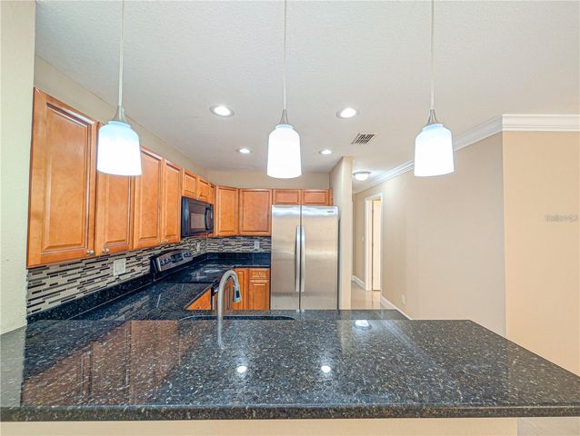 6022 WESTGATE DRIVE 102, Orlando, FL 32835