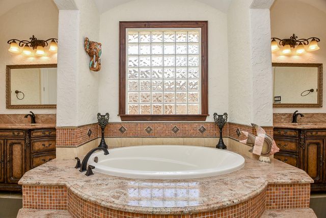 20600 Eagle Wood Trace Drive, Porter, TX 77365