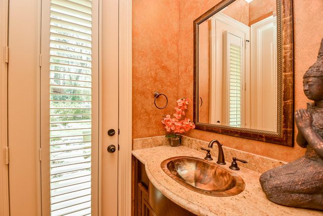 20600 Eagle Wood Trace Drive, Porter, TX 77365