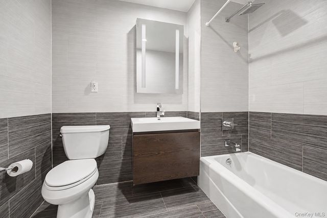 142-38 37th Ave 4H, Flushing, NY 11354