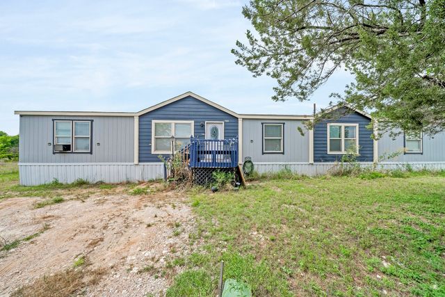 3108 Mistletoe Street, Granbury, TX 76048