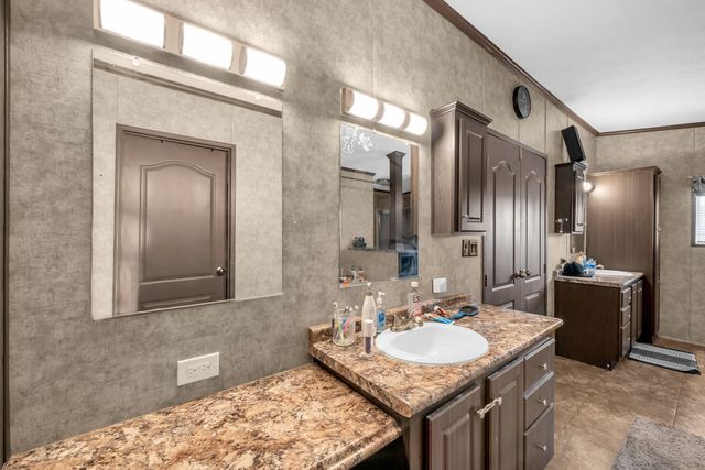 3108 Mistletoe Street, Granbury, TX 76048