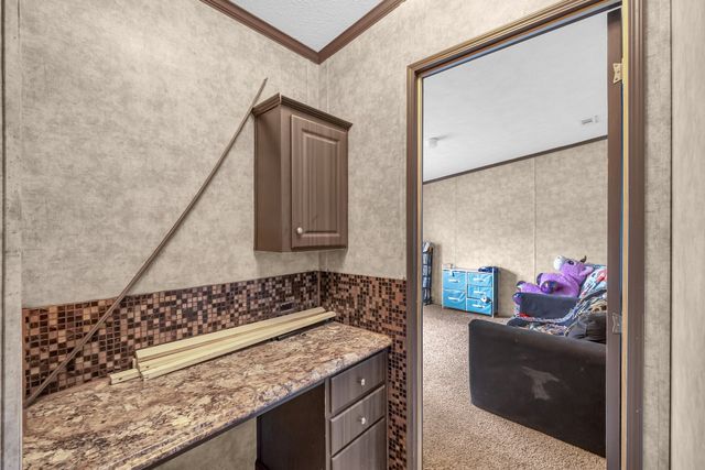 3108 Mistletoe Street, Granbury, TX 76048