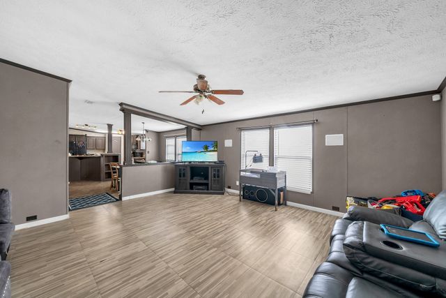 3108 Mistletoe Street, Granbury, TX 76048