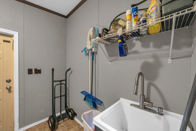 3108 Mistletoe Street, Granbury, TX 76048