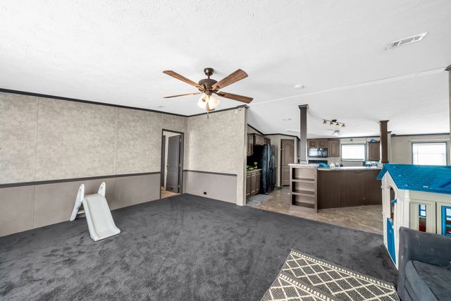 3108 Mistletoe Street, Granbury, TX 76048