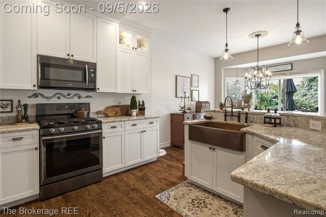 1218 Wind Chime Drive 50, Waterford, MI 48327