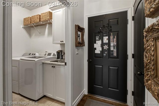 1218 Wind Chime Drive 50, Waterford, MI 48327