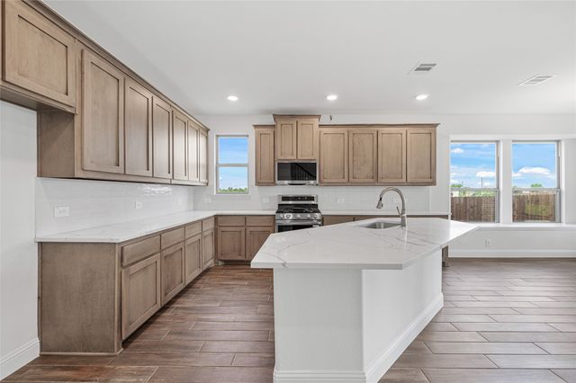 2116 Spyglass Drive, Royse City, TX 75189