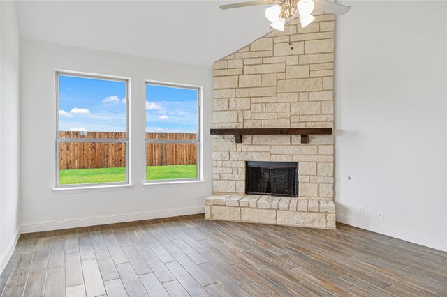 2116 Spyglass Drive, Royse City, TX 75189