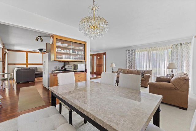 524 Forest Hill AVENUE, Oak Creek, WI 53154