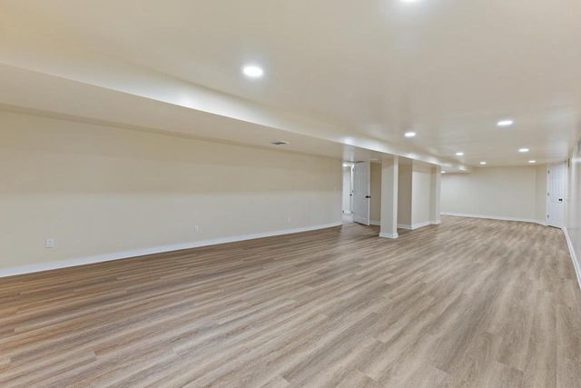 524 Forest Hill AVENUE, Oak Creek, WI 53154