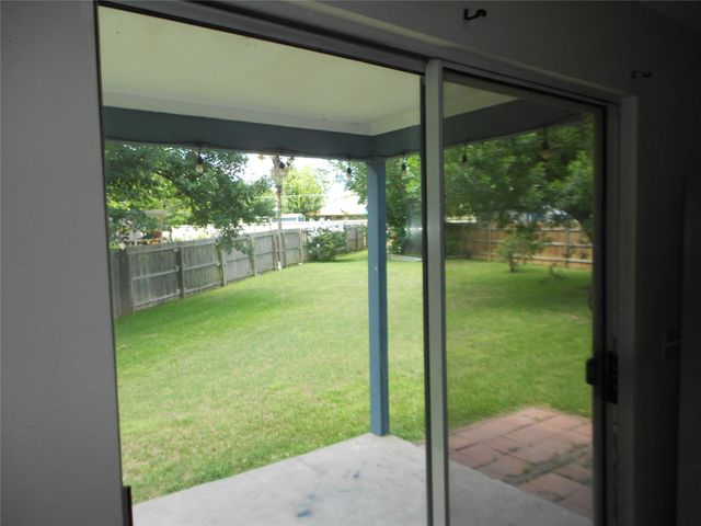 1810 Courtney CV, Round Rock, TX 78664