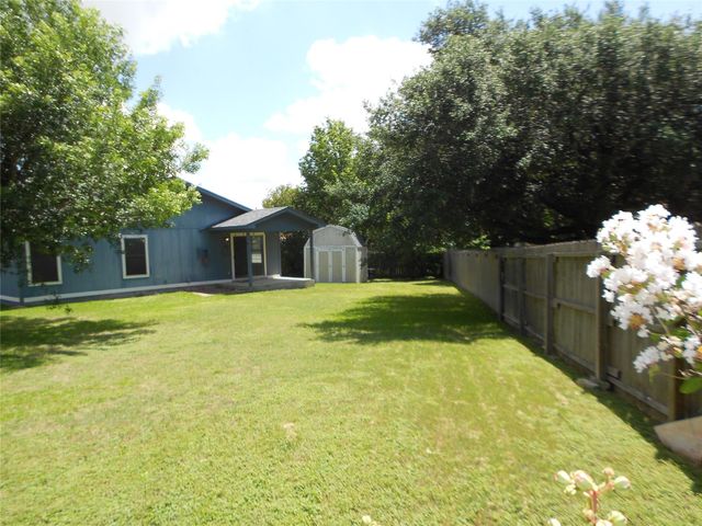 1810 Courtney CV, Round Rock, TX 78664