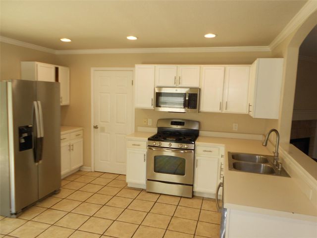 1810 Courtney CV, Round Rock, TX 78664