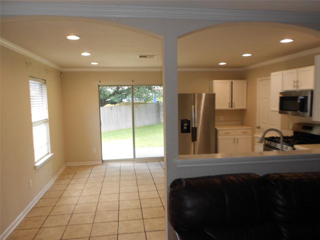 1810 Courtney CV, Round Rock, TX 78664