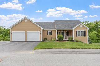 38 Hemlock Rd, Ashburnham, MA 01430